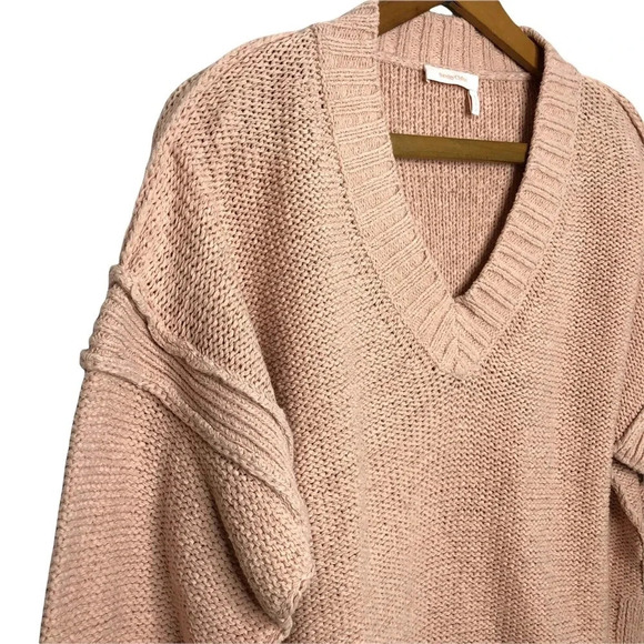 See By Chloé Silver Pink Knit Sweater Women’s S V-Neck Pullover - Picture 4 of 9